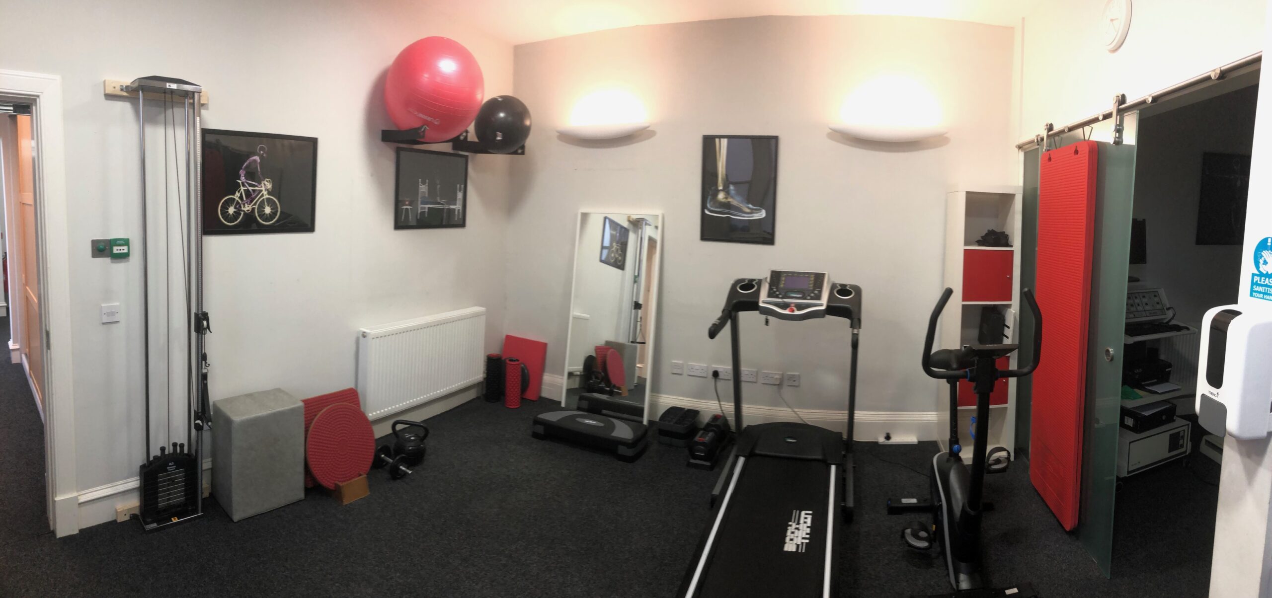 gym equipment at Physis Physiotherapy
