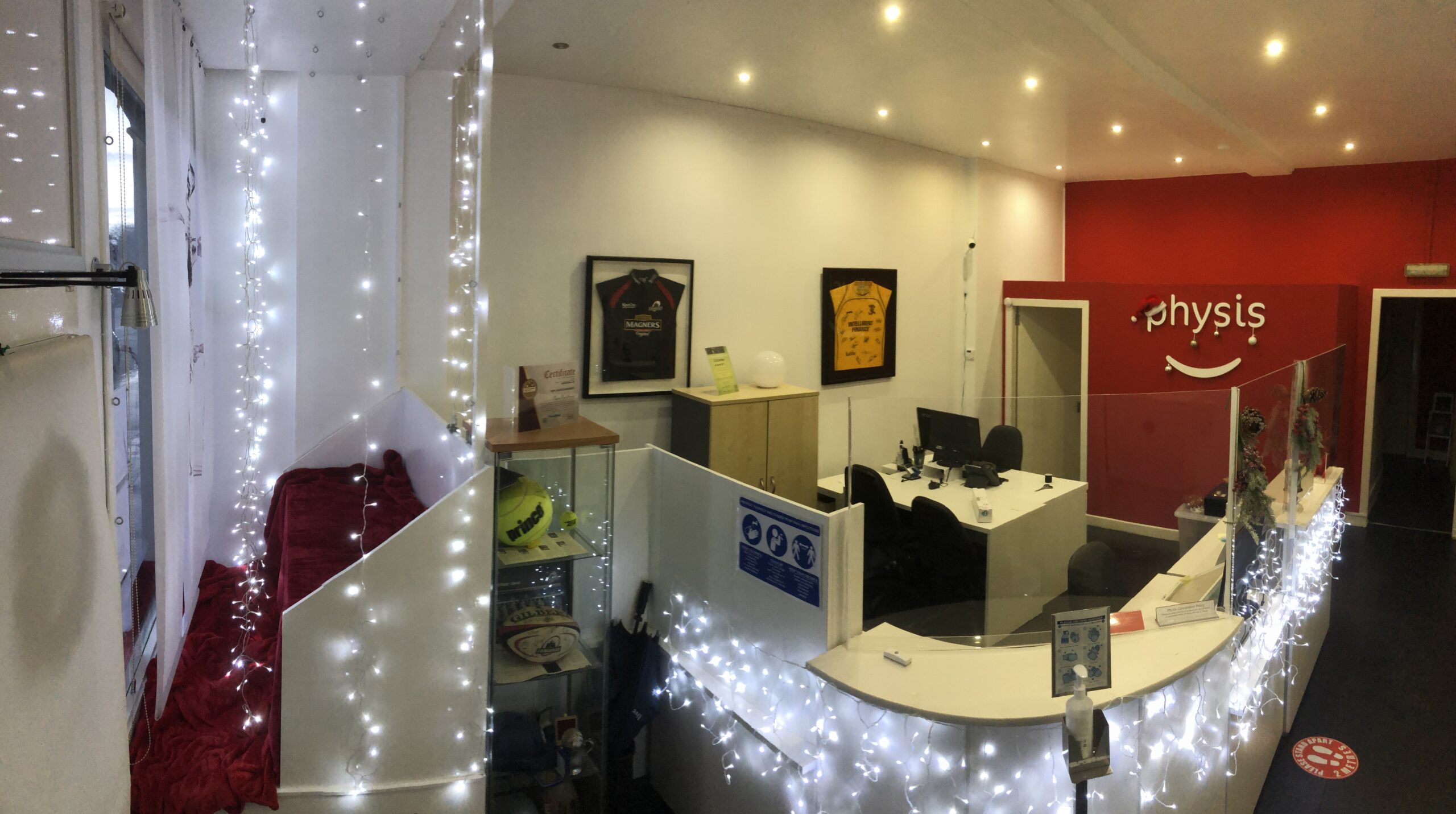 Christmas time at Physis Physiotherapy in Edinburgh